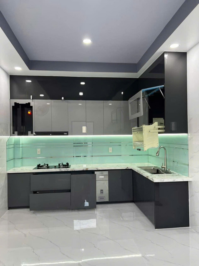 Thi công tủ bếp nhựa tại Huế