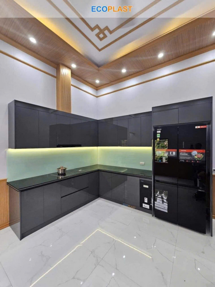 Thi công tủ bếp nhựa tại Huế