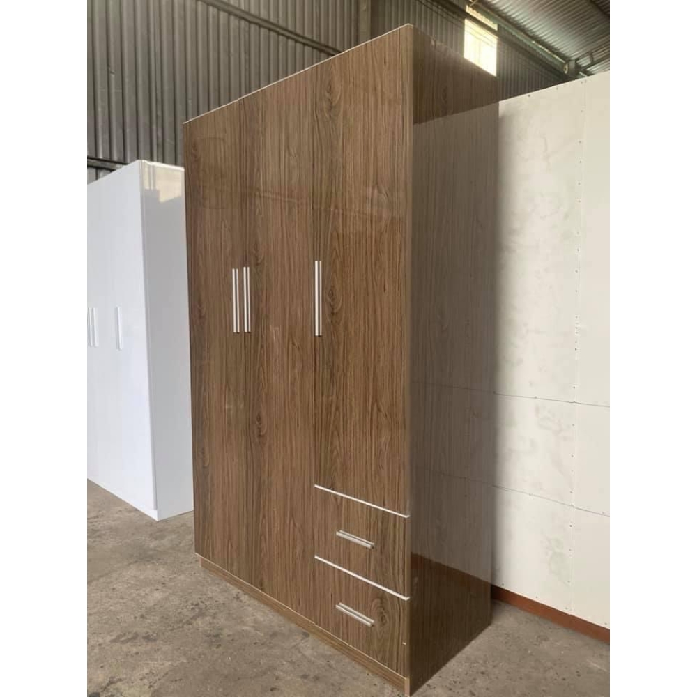 Tủ nhựa Vinco Plastic 3 Cánh Màu Gỗ Cánh Gián
